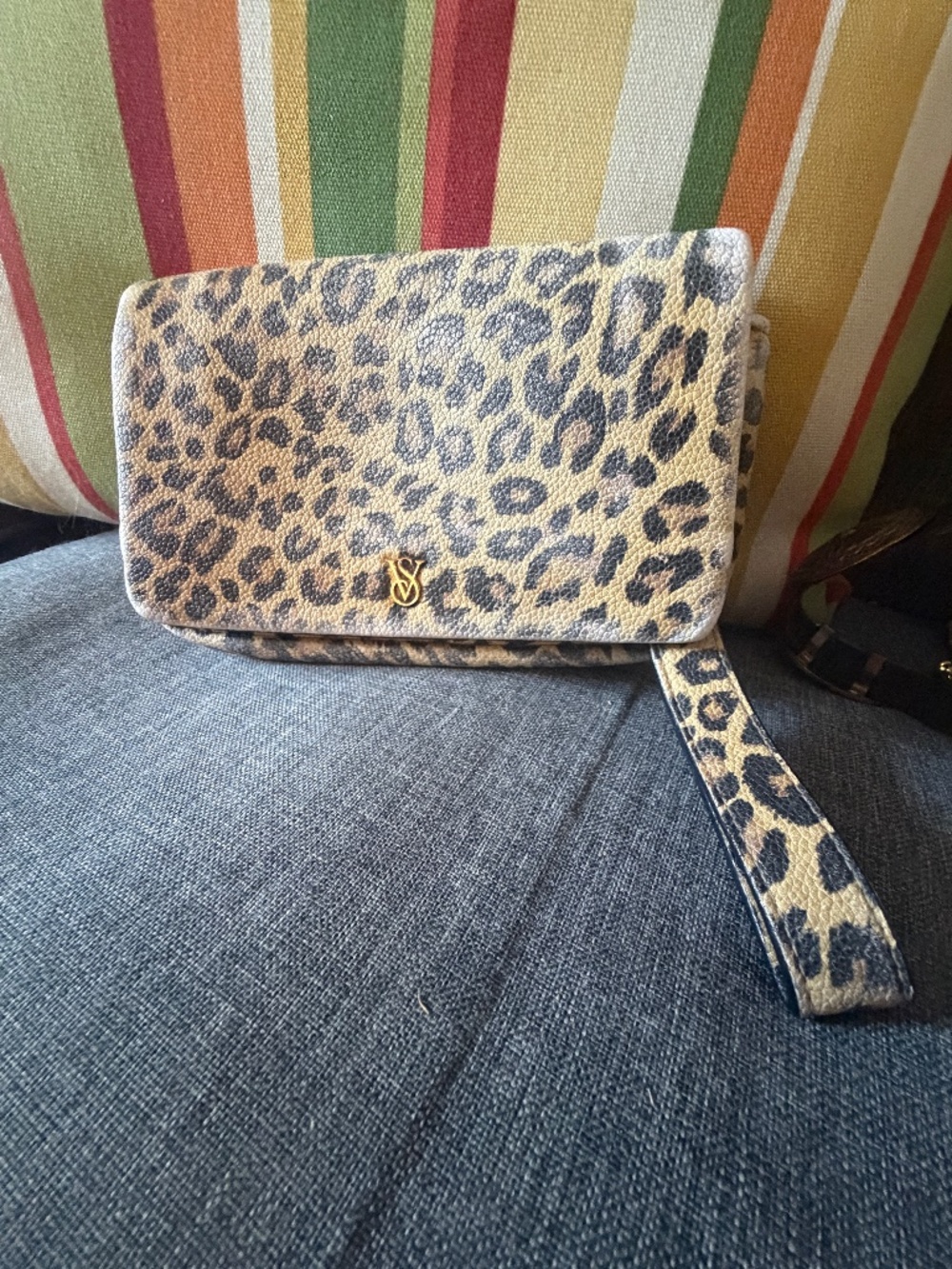 Victoria’s Secret Leopard Print Wristlet Wallet Clutch